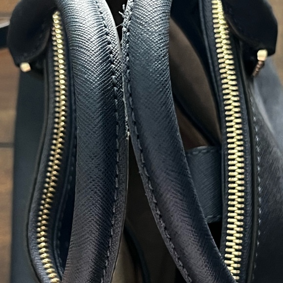 Michael Kors Medium Sutton Saffiano Leather Satchel Bag! - Picture 6 of 13